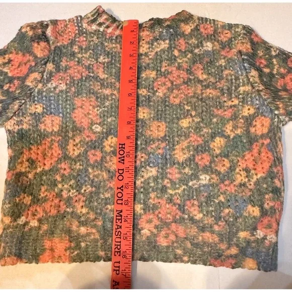 Zara Women's Floral Wool Blend Knit Cropped Sweater Small Granny Flowers - Picture 7 of 7